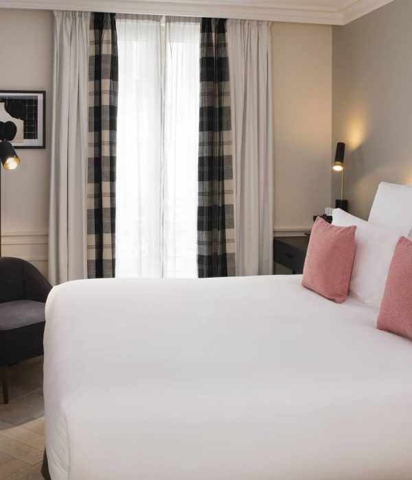 779 Chambre Superieure Hotel Flanelles Paris.jpg