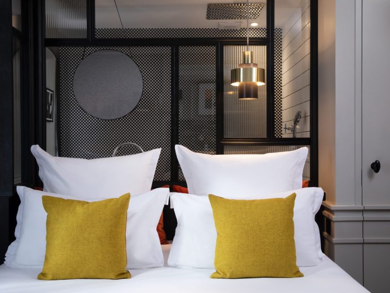 réservation hotel paris, chambre hotel particulier, hotel de luxe paris, hotel de charme paris, chambre cosy lit maison elle